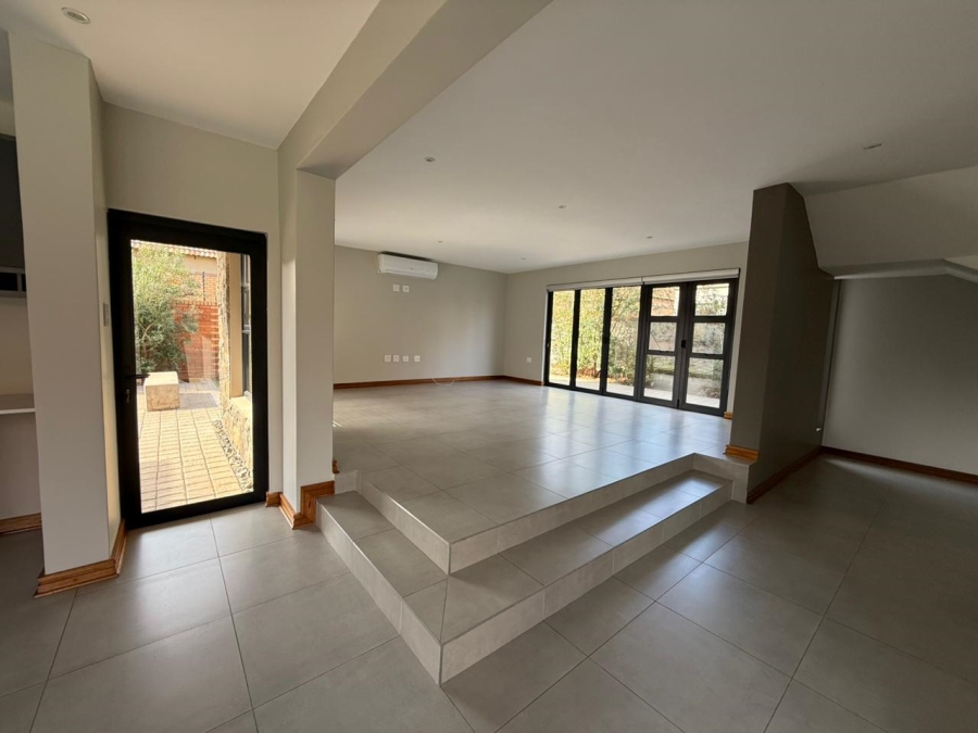 To Let 4 Bedroom Property for Rent in Wild Olive Estate Free State